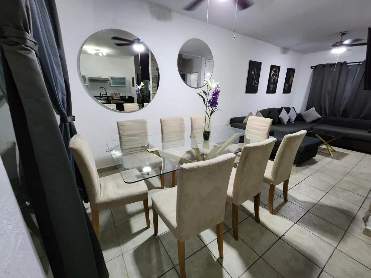 Hermosa Casa En Jardines Cancún